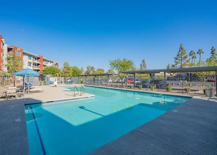 Sleek2bdpool Gym Parking Wd Sleeps8 Tempe